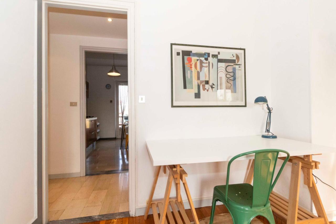 Lungo Po Riverview Apartment *